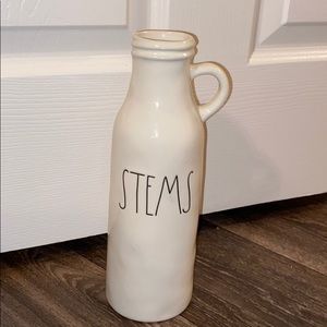 Rae Dunn Flower Vase - Stems